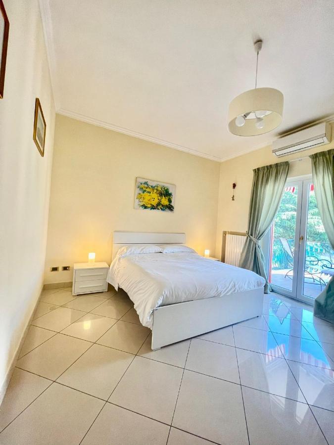 Short-Lets D33, Part Of The House Is Available For Short-Term Rentals In Sorrento Center Exterior photo