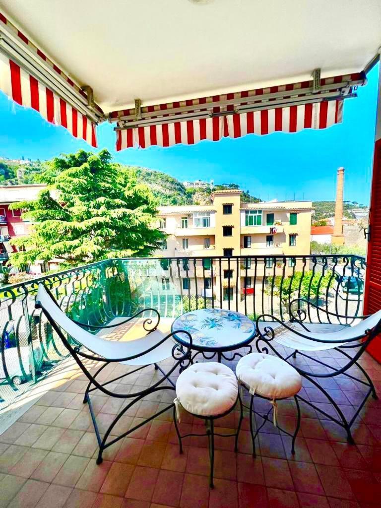 Short-Lets D33, Part Of The House Is Available For Short-Term Rentals In Sorrento Center Exterior photo