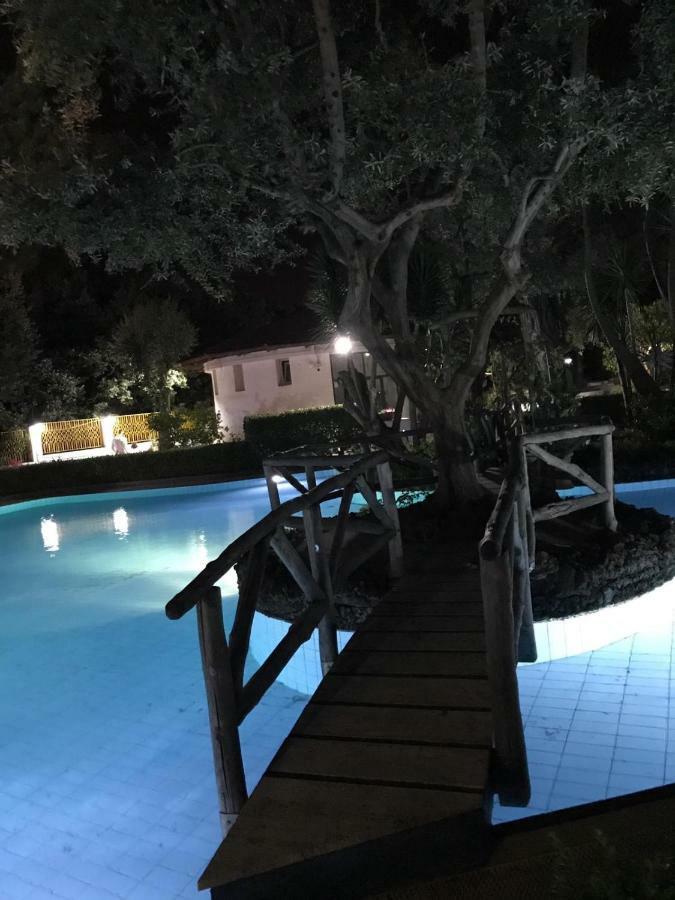 Short-Lets D33, Part Of The House Is Available For Short-Term Rentals In Sorrento Center Exterior photo